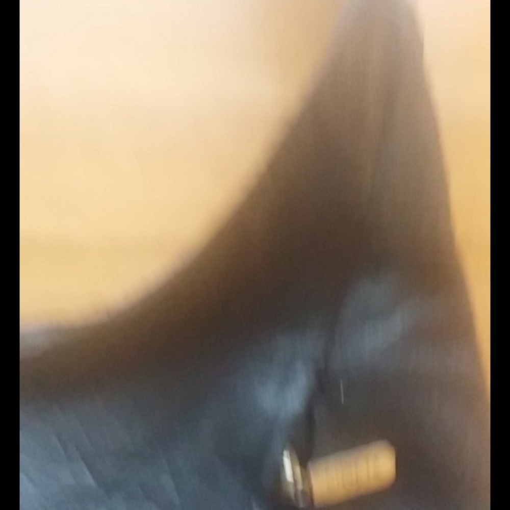 Shveta Leather Crossbody Bag - Picture 2 of 6